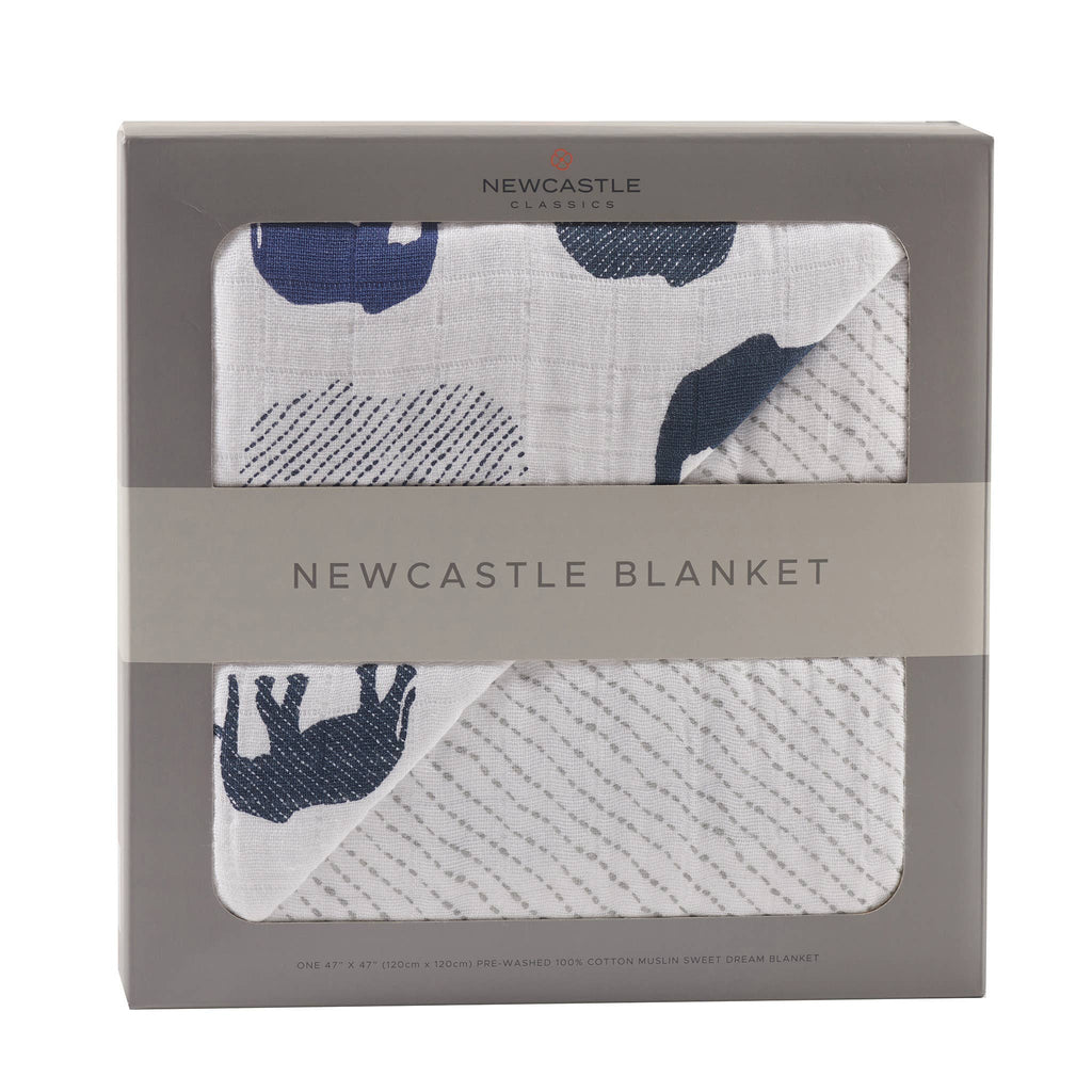 Blanket | Elephant and Wave