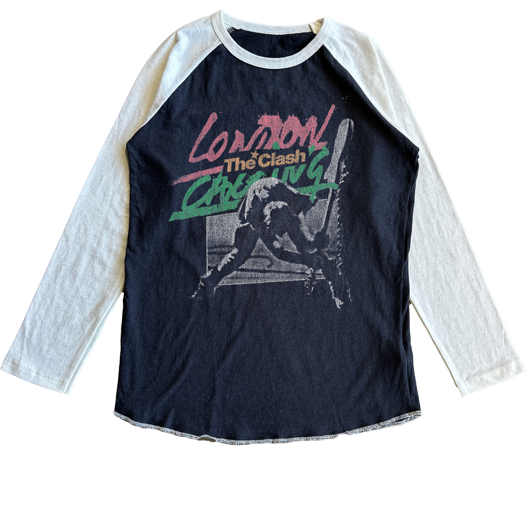 T-Shirt | Clash Long Sleeved